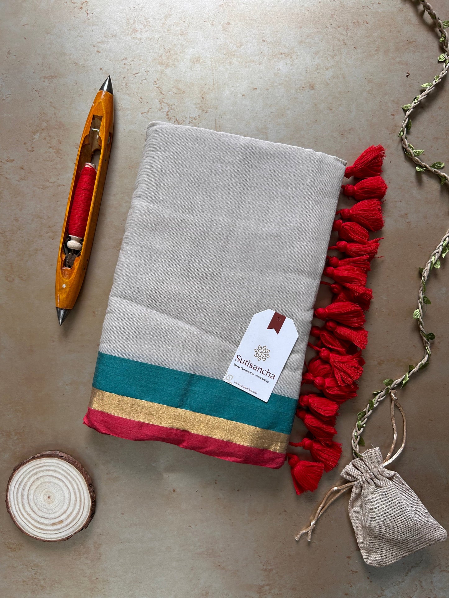 Dhiyona SS Border Bliss Mul Cotton Saree by Sutisancha