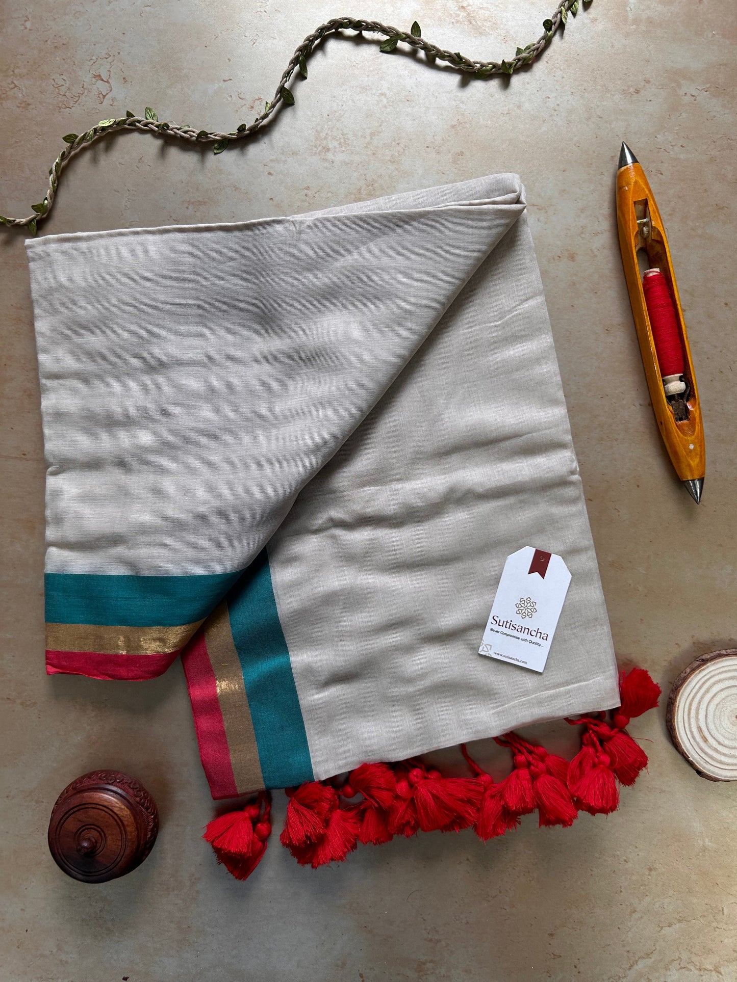 Dhiyona SS Border Bliss Mul Cotton Saree by Sutisancha