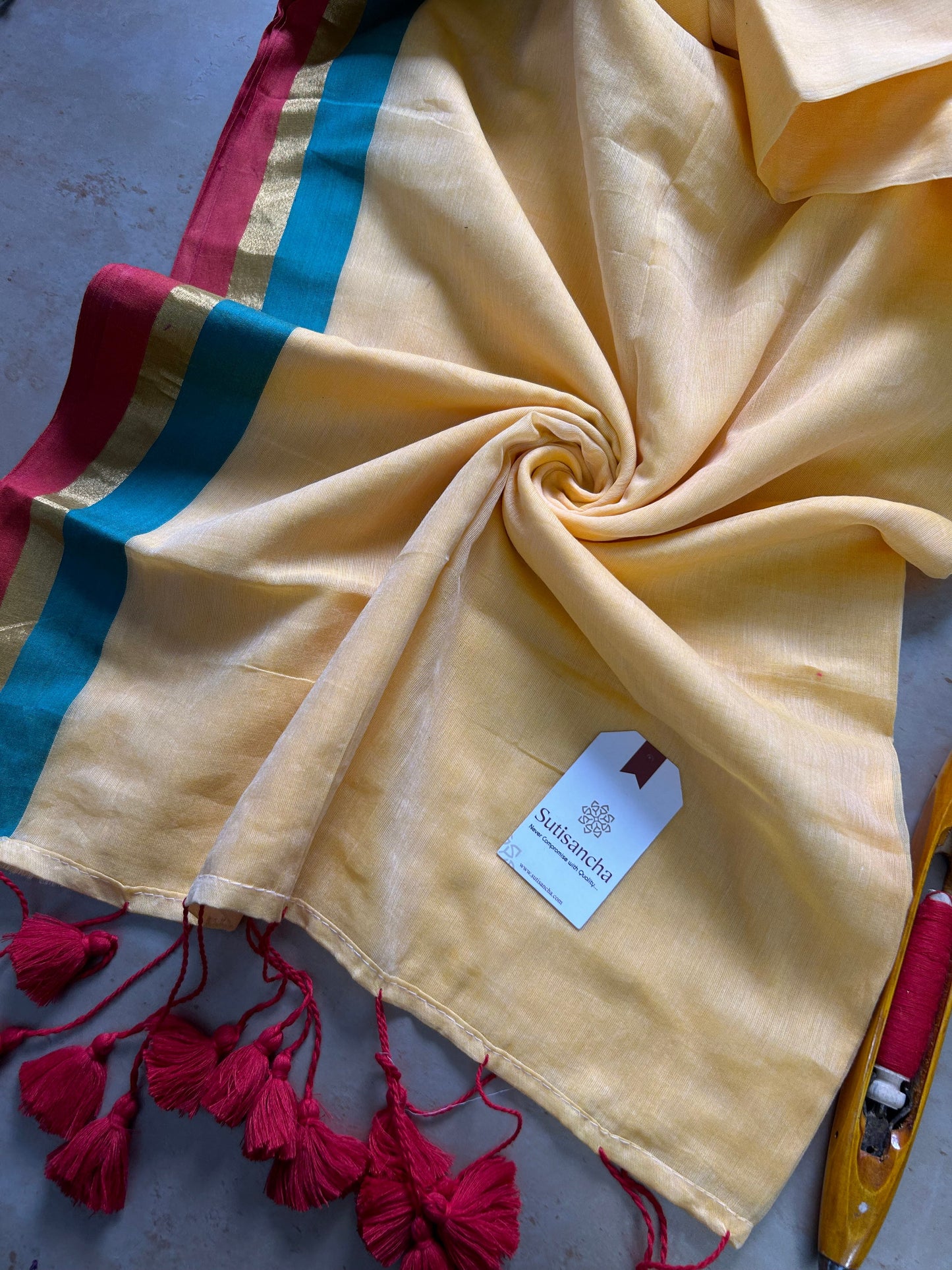 Dhiyona SS Border Bliss Mul Cotton Saree by Sutisancha