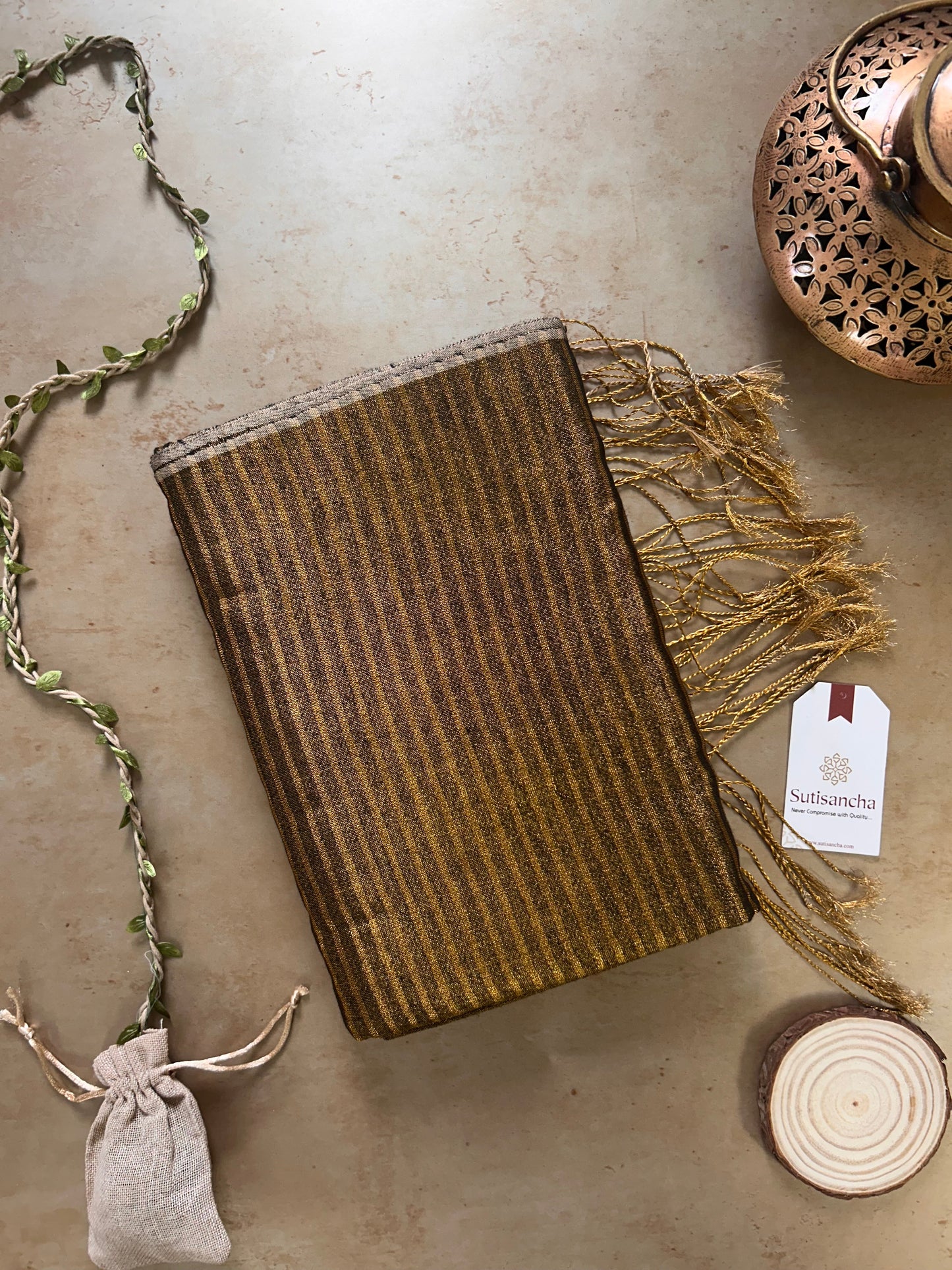 Dhiyona SS Tissue Charm Light and Lustrous Linen Saree