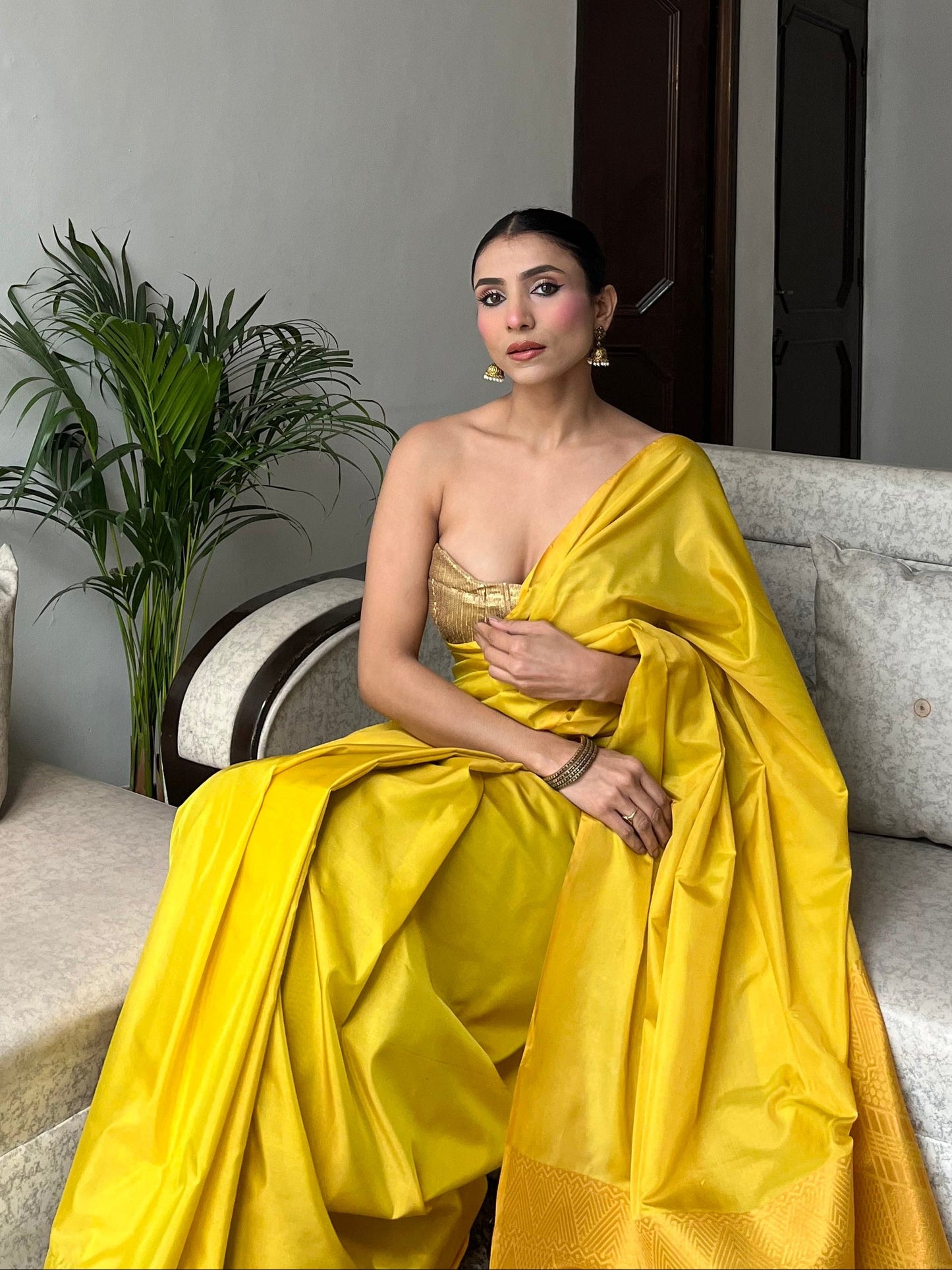 Dhiyona ST Yellow Saree with Gold Woven Jacquard Pallu & Self Blouse Fabric