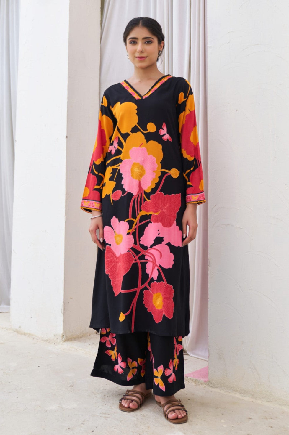 Sonpal Floral printed kurta pant set