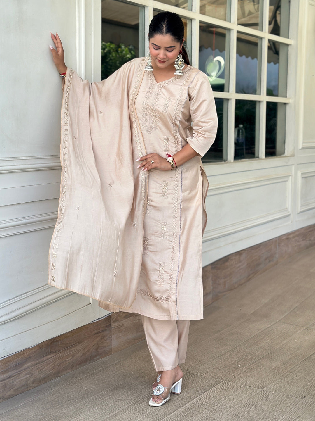 Dhiyona VV Smira Beige Kurta and Pant Dupatta Sets Silk Blend Fabrics with Embroidery