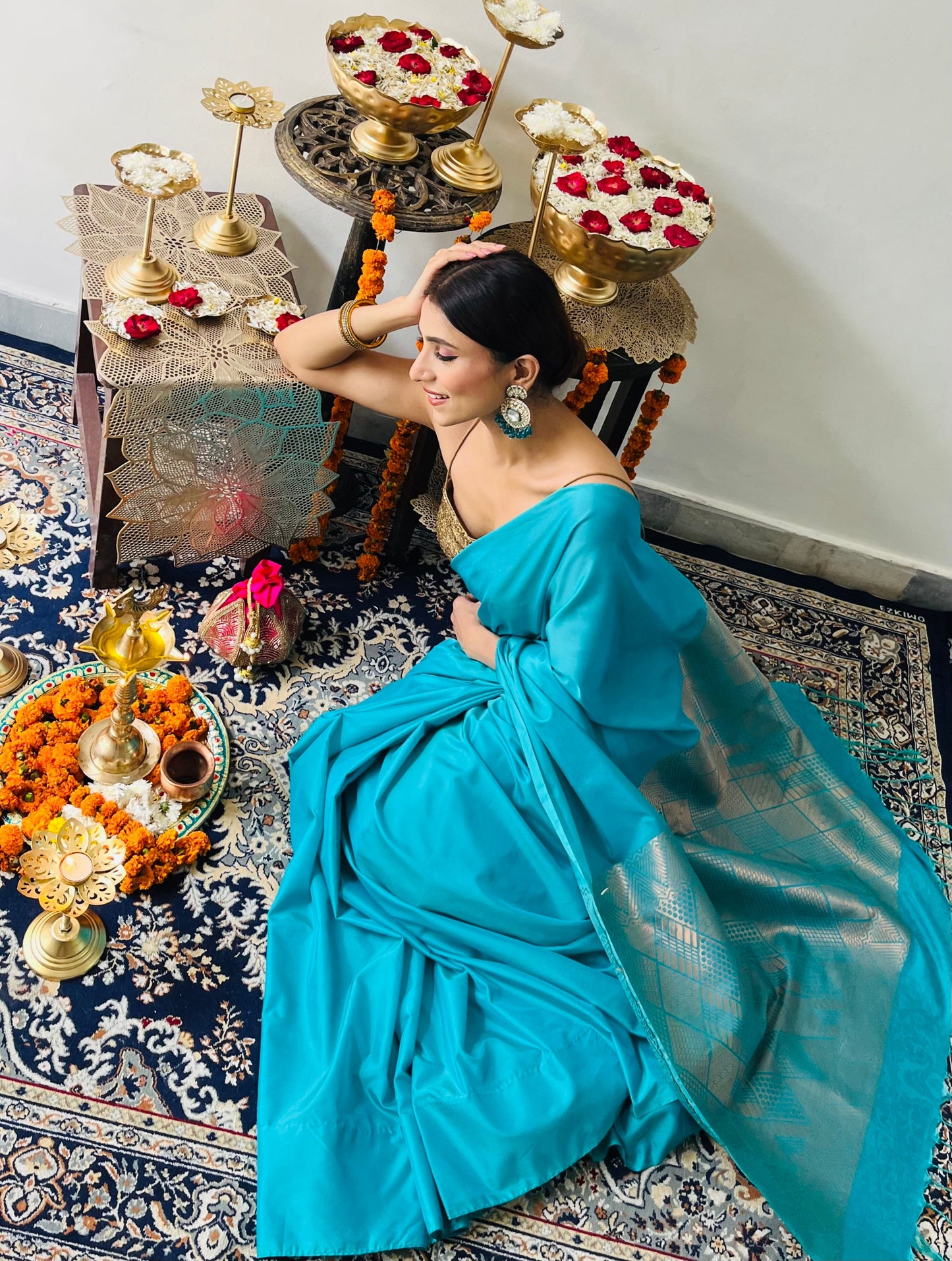 Dhiyona ST Elegant Blue Saree with Gold Woven Jacquard Pallu & Self Blouse Fabric