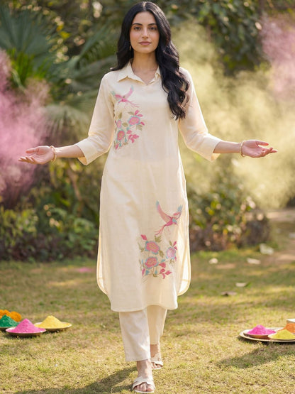 Women Floral Embroidered Regular Thread Work Kurta with Trousers