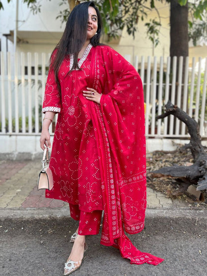 Dhiyona KL Ethnic Motifs Printed Square Neck A-line Kurta With Trousers & Dupatta