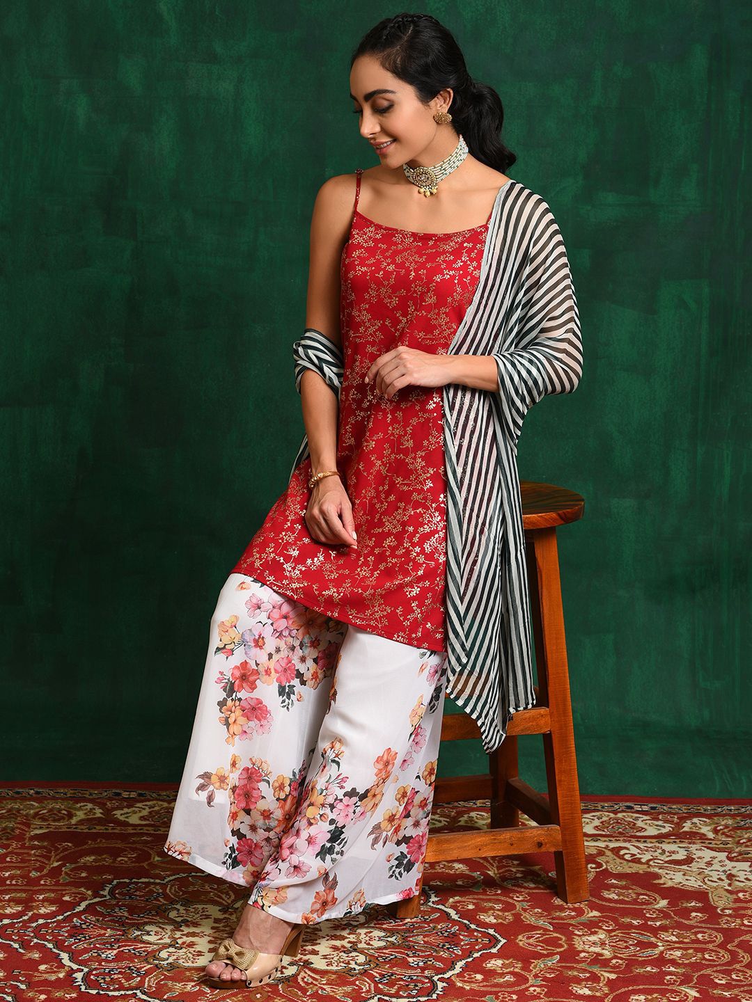 Dhiyona SN Red & White Floral Printed Zari Georgette Straight Kurta With Palazzo & Dupatta