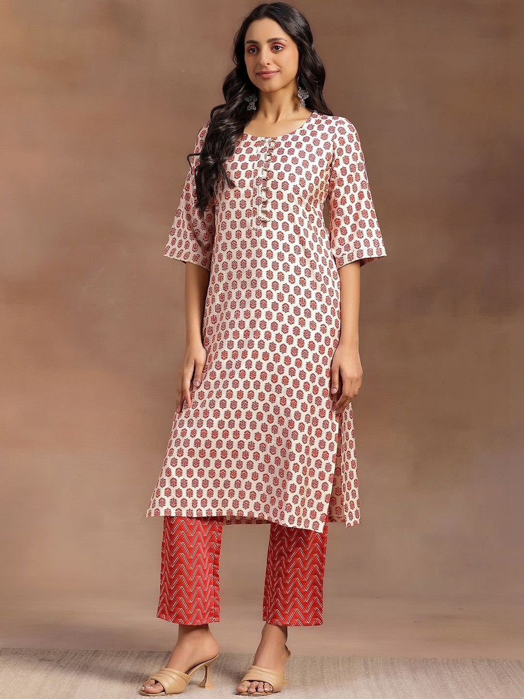 Women Ethnic Motifs Printed Regular Kurta with Trousers & With Dupatta