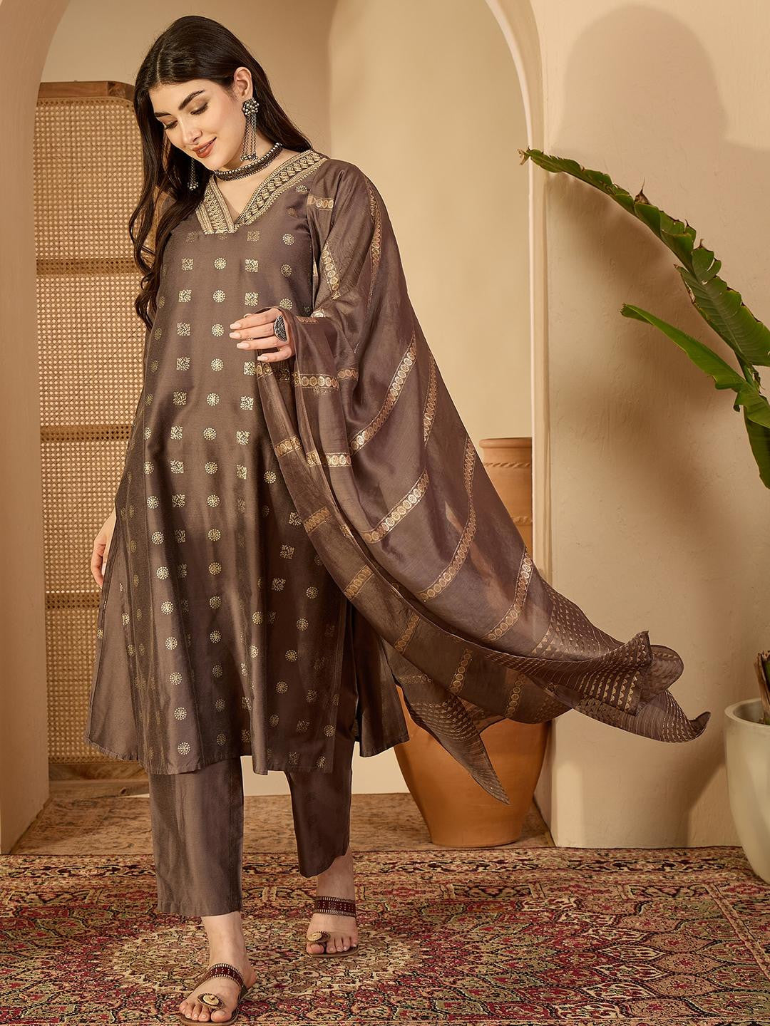 Women Brown Pure Silk Kurta Sets