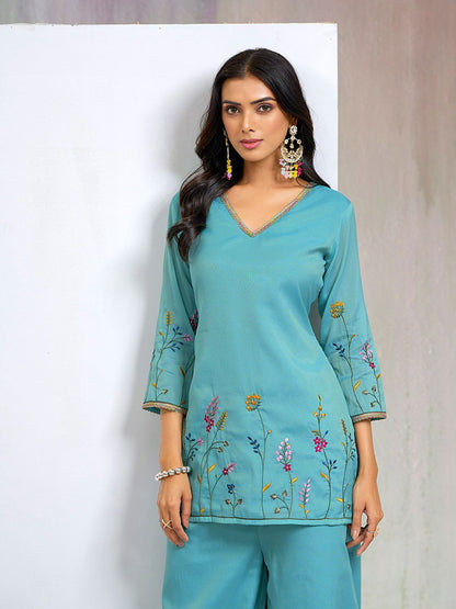 Dhiyona CH Embroidered Kurta with Plazzo