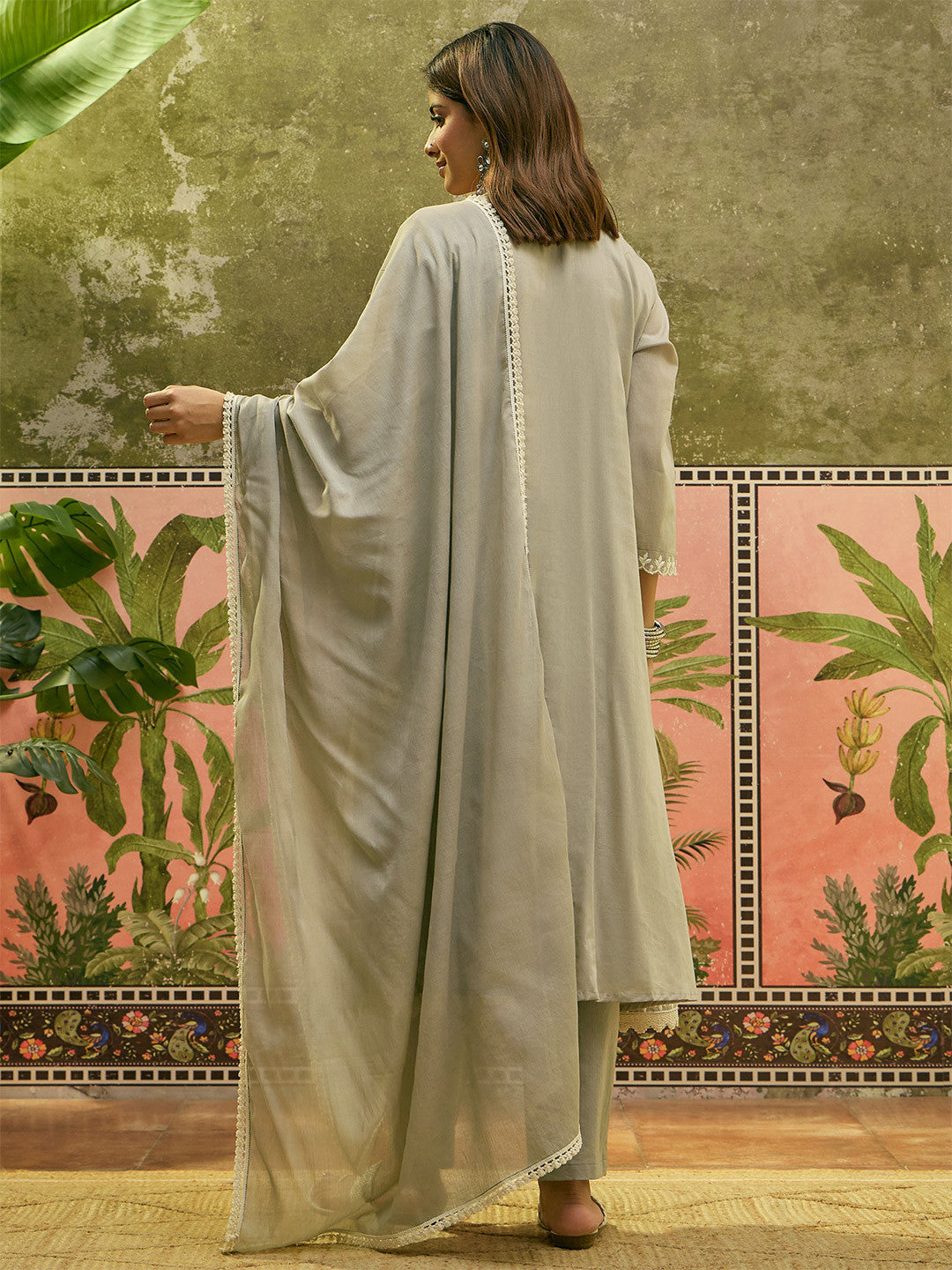 Embroidered Round Neck Kurta & Trousers With Dupatta