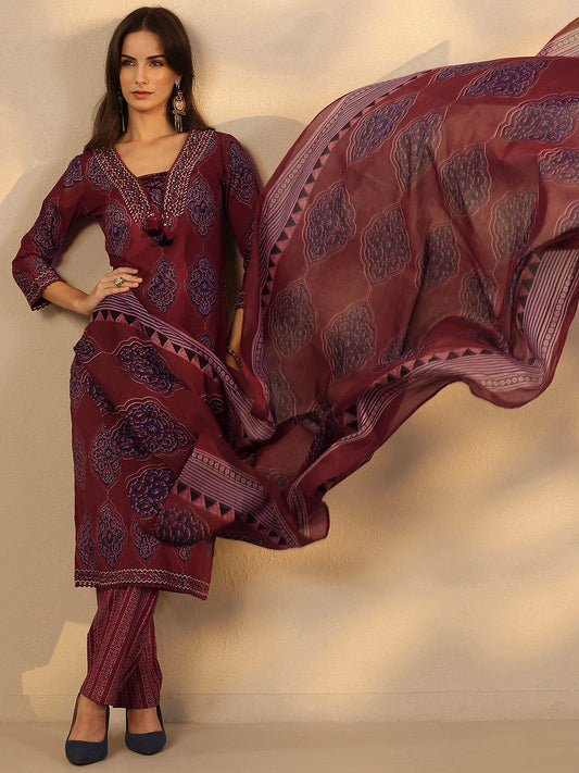 Women Ethnic Motifs Printed Regular Kurta with Trousers & With Dupatta