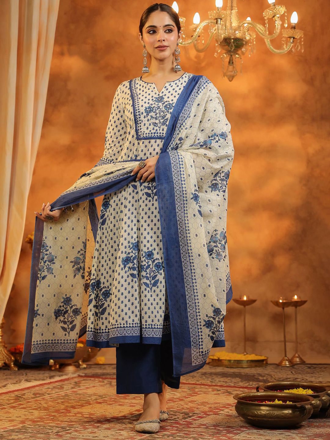 Dhiyona RR Women's Floral Printed Pure Cotton Republic Day Kurta With Trousers & Dupatta