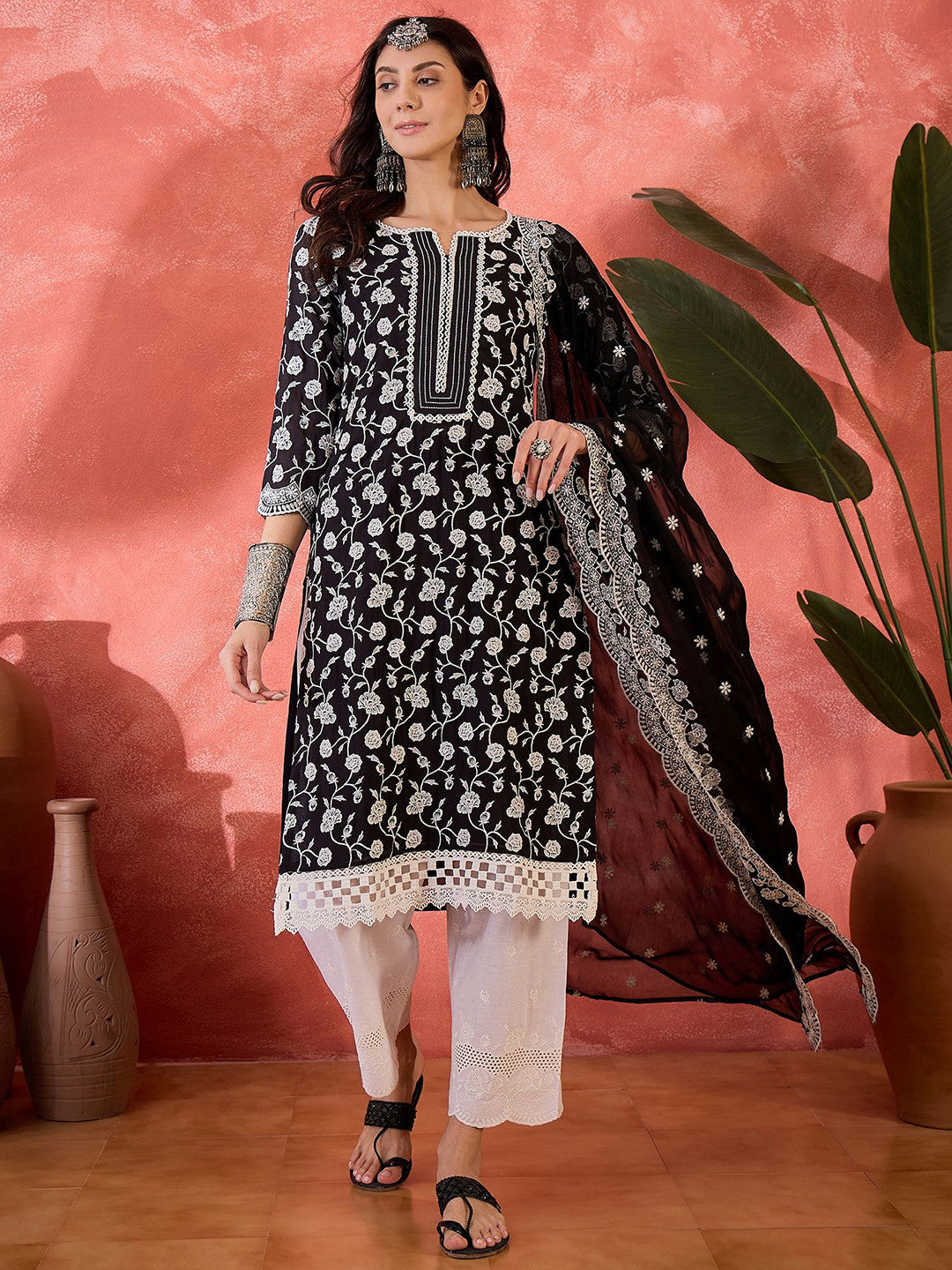 Dhiyona SN Women Floral Embroidered Cotton Kurta with Palazzo & Dupatta