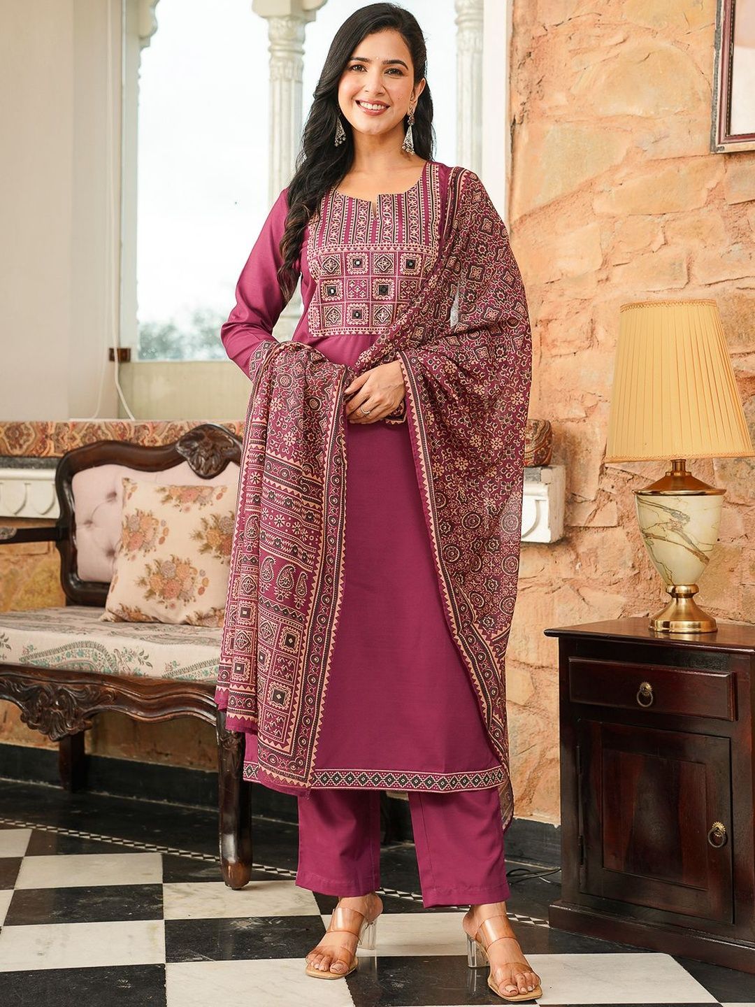 Dhiyona KL Ethnic Motifs Embroidered Straight Thread Work Kurta With Trouser & Dupatta