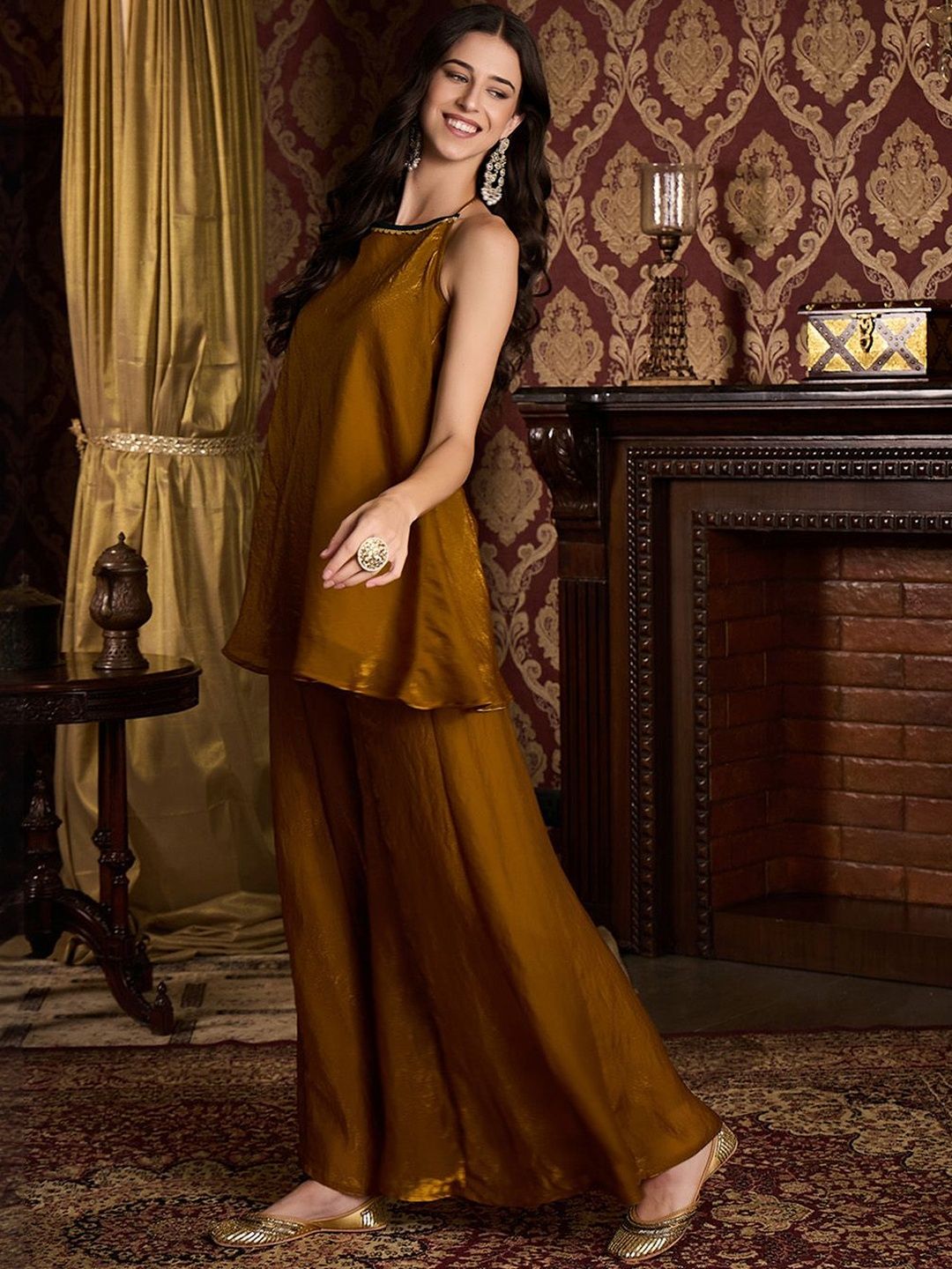Dhiyona CH Women Regular Flared A-Line Kurta with Palazzos