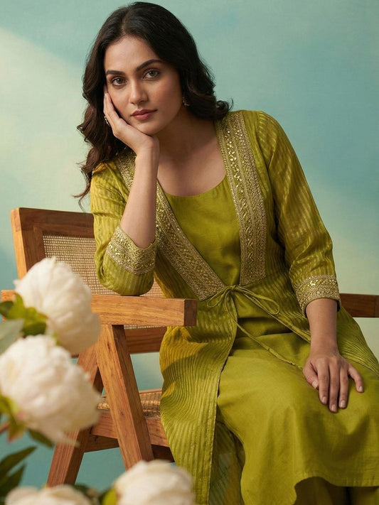 Dhiyona CH Women Layered Thread Work Kurta with Trousers