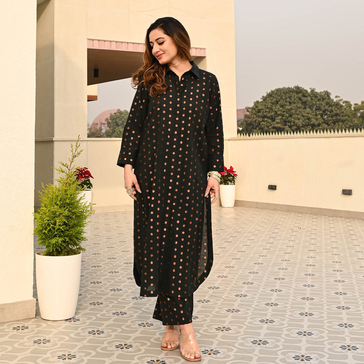 Bunai Black Cotton Lurex Kurta Set