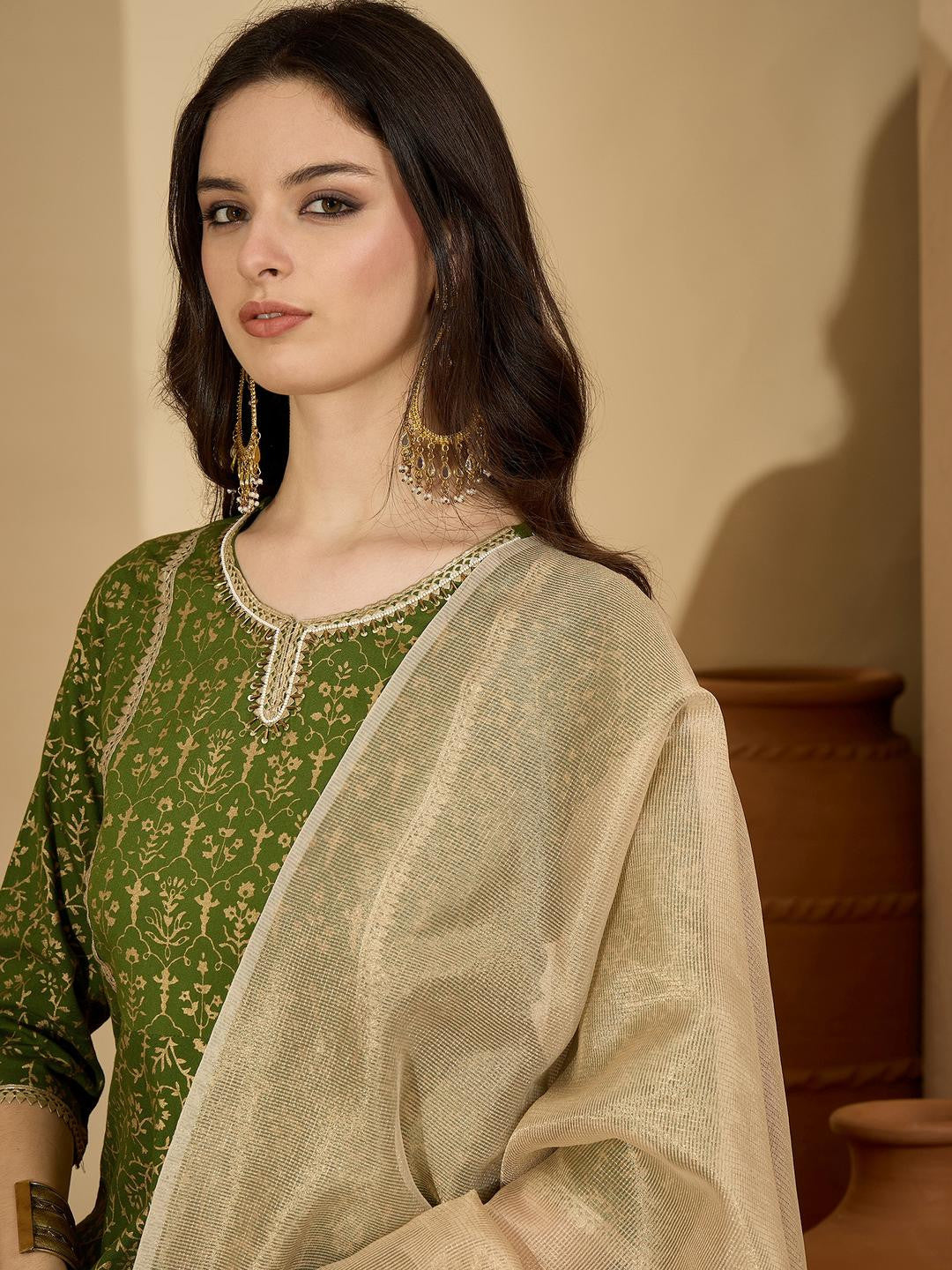 Women Green Kurta Sets