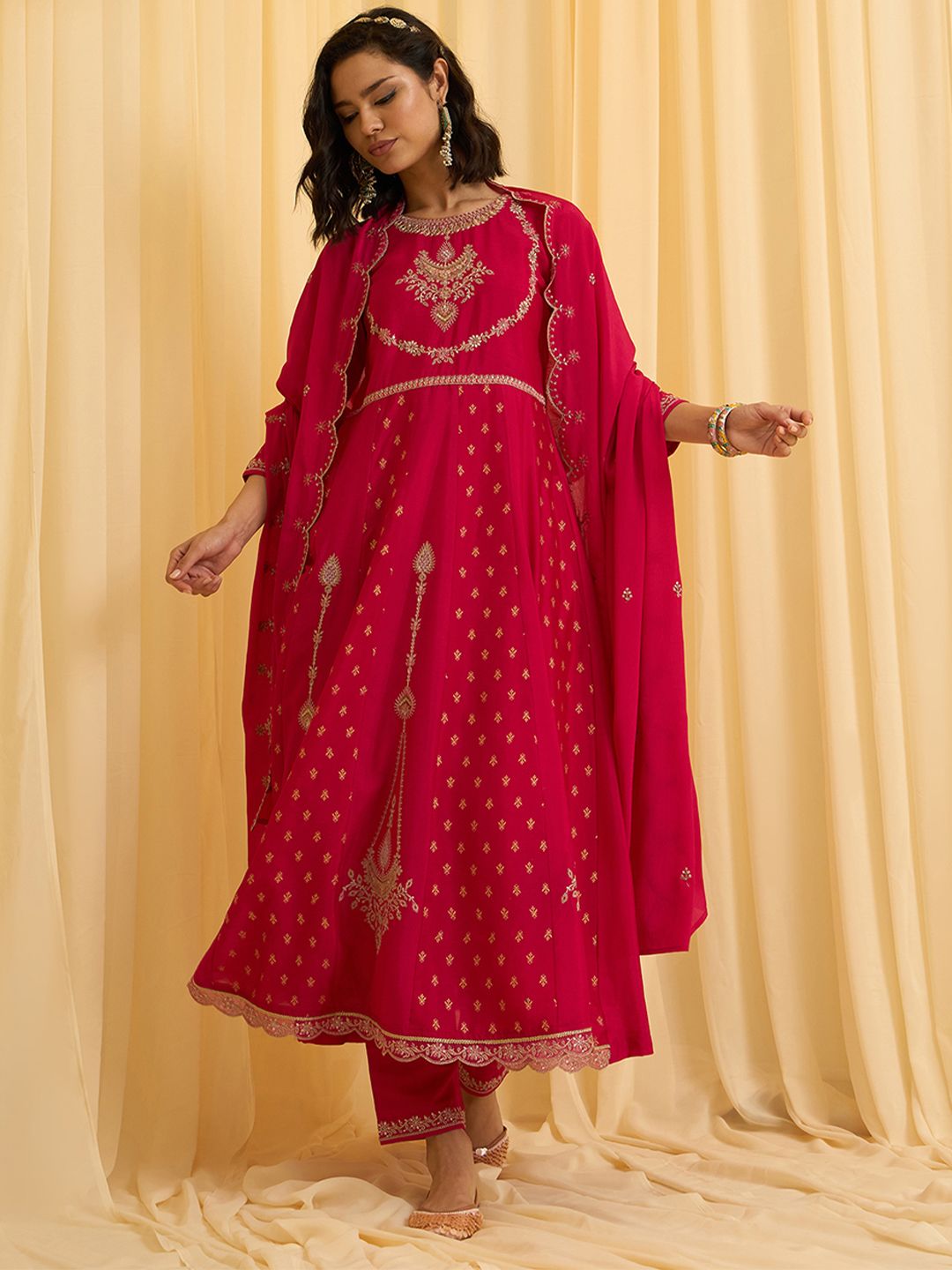Dhiyona CH Embroidered Anarkali Kurta Set Eith Dupatta