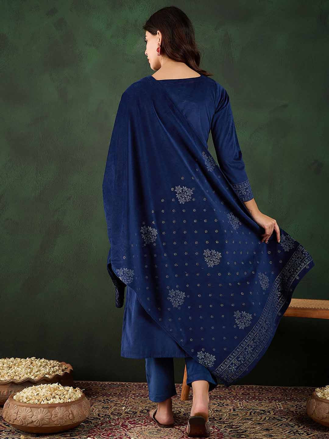 Floral Printed Winter Velvet Straight Kurta & Trouser With Dupatta