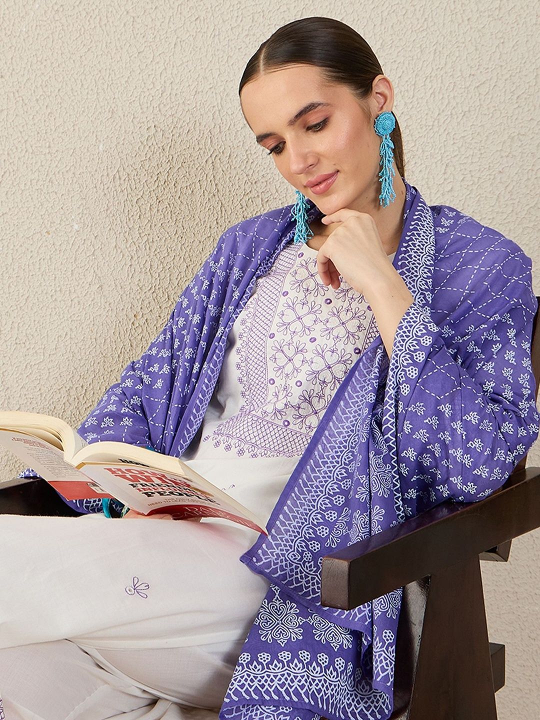 Women Ethnic Motifs Embroidered Regular Thread Work Pure Cotton Kurta with Trousers & With Dupatta