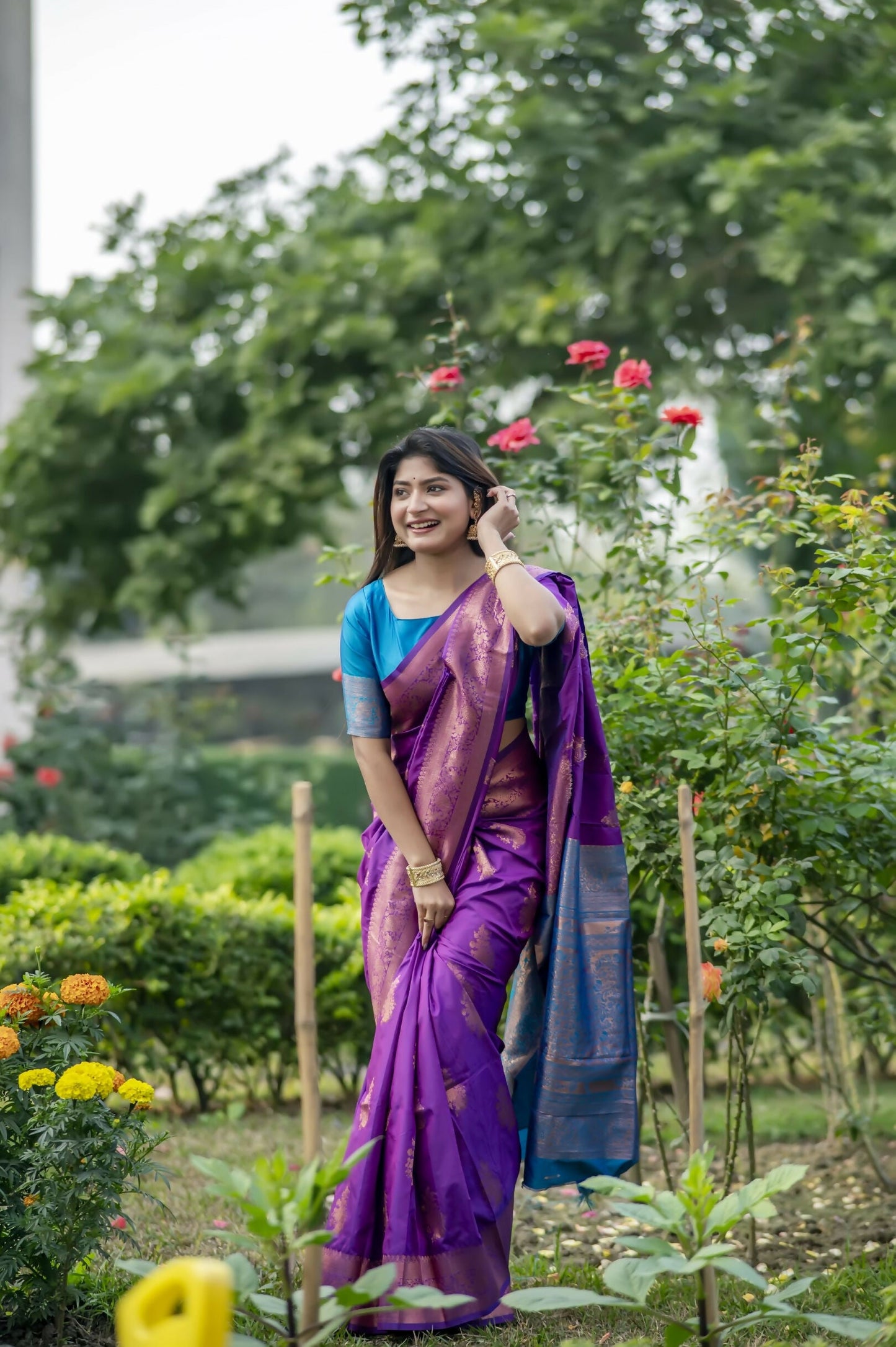 Women Krishna Purple Saree With Unstiched Blouse