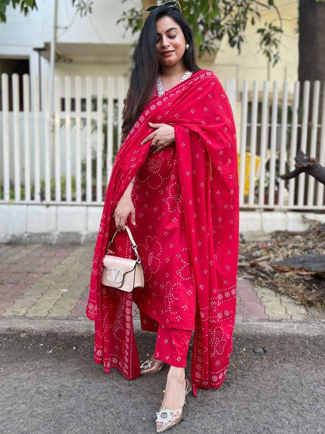 Dhiyona KL Women Ethnic Motifs Printed Regular Kurta with Trousers & With Dupatta