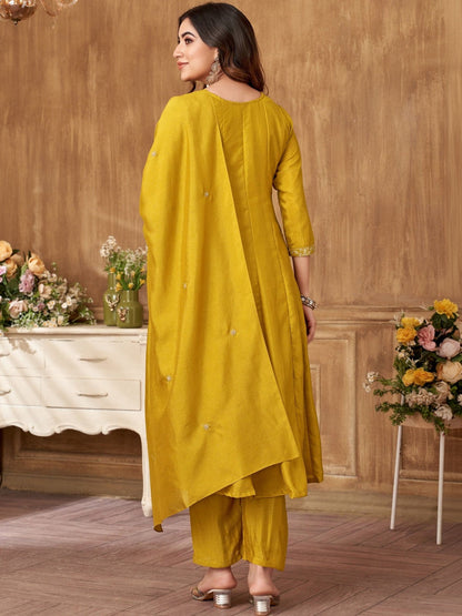 Embroidered Round-Neck Kurta Trousers & Dupatta