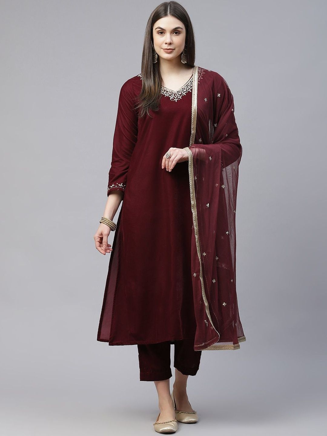 Dhiyona KL Women Ethnic Motifs Embroidered Work Velvet Kurta & Trousers With Dupatta
