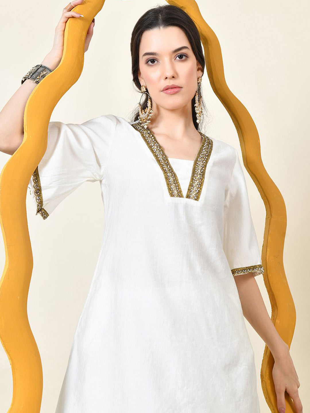 Women Floral Beads & Stones Fusion Kurta With Dhoti Pants