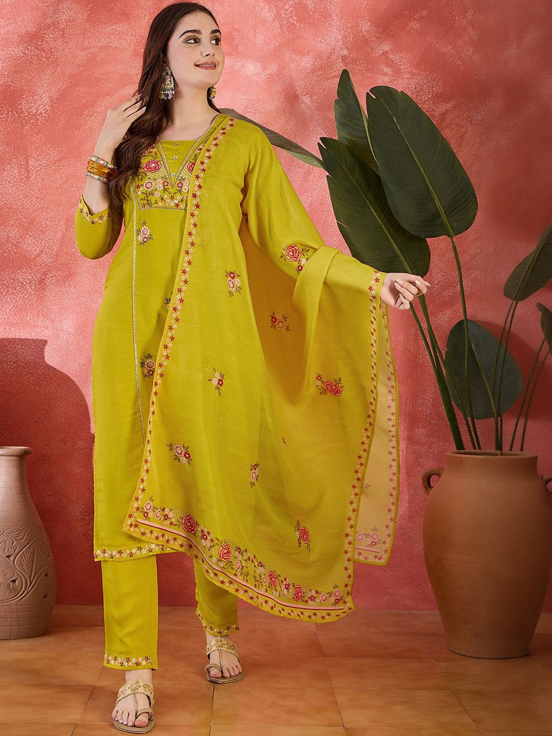 Floral Embroidered Thread Work Straight Kurta with Trouser & Dupatta