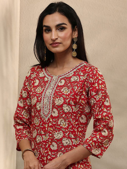 Women Floral Printed Regular Thread Work Kurta with Trousers & With Dupatta