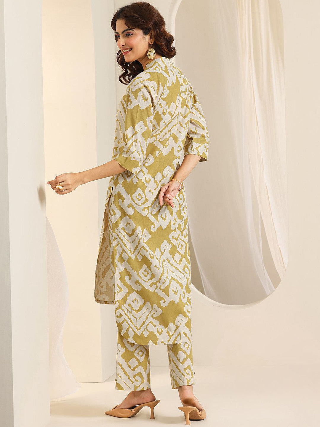 Abstract Printed V Neck Straight Kurta With Trousers