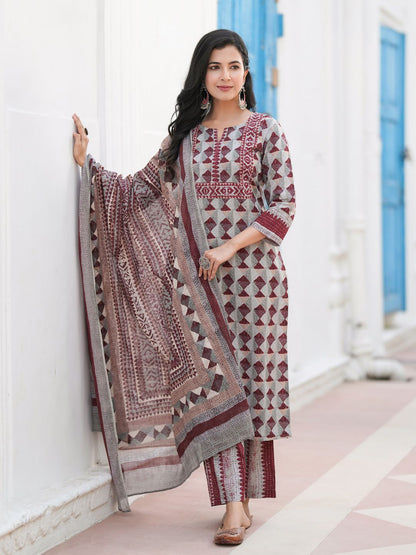 Dhiyona RR Women's Geometric Printed Notch Neck Pure Cotton Kurta With Trousers & Dupatta