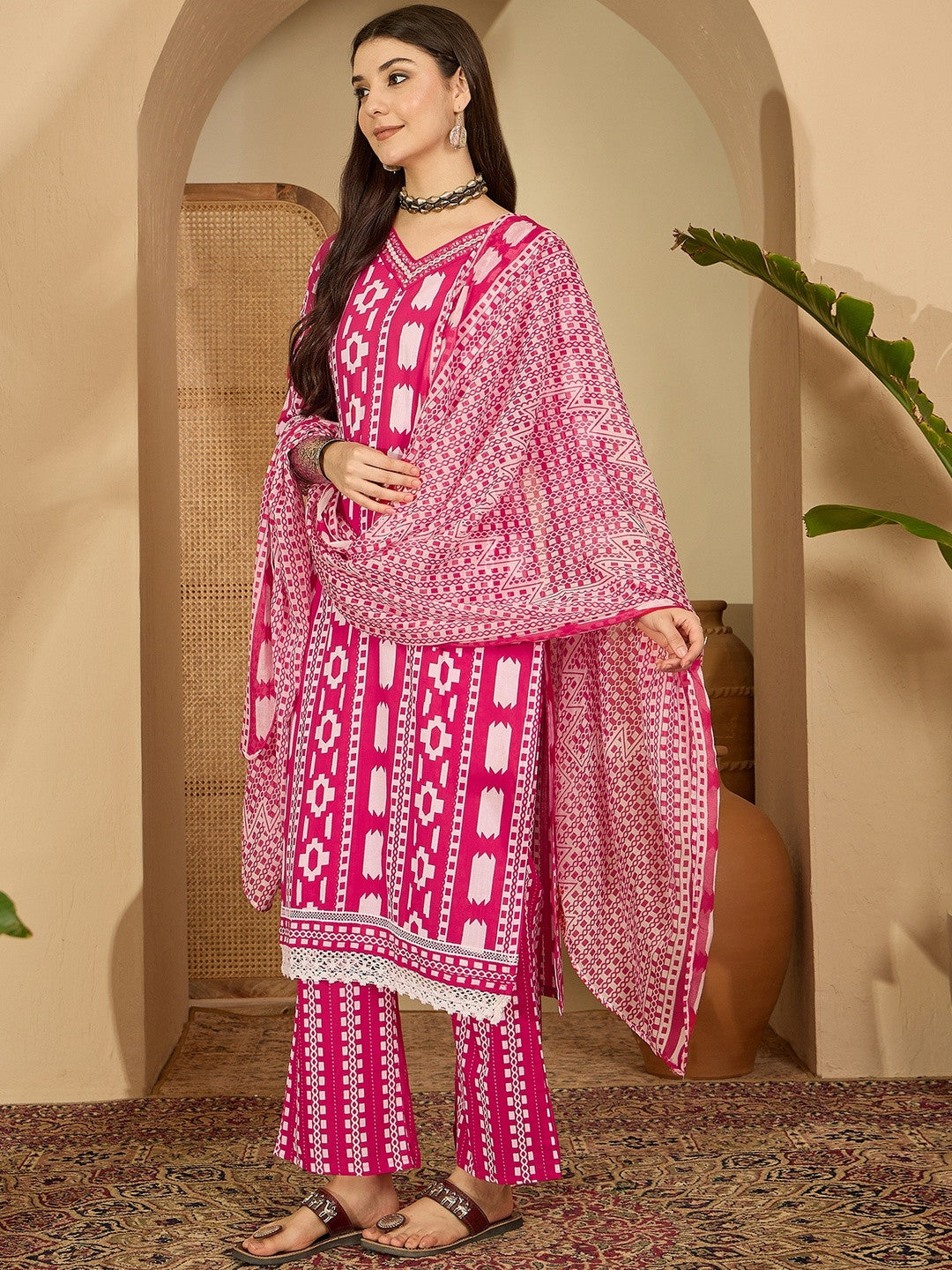 Women Printed Regular Mirror Work Kurta Set