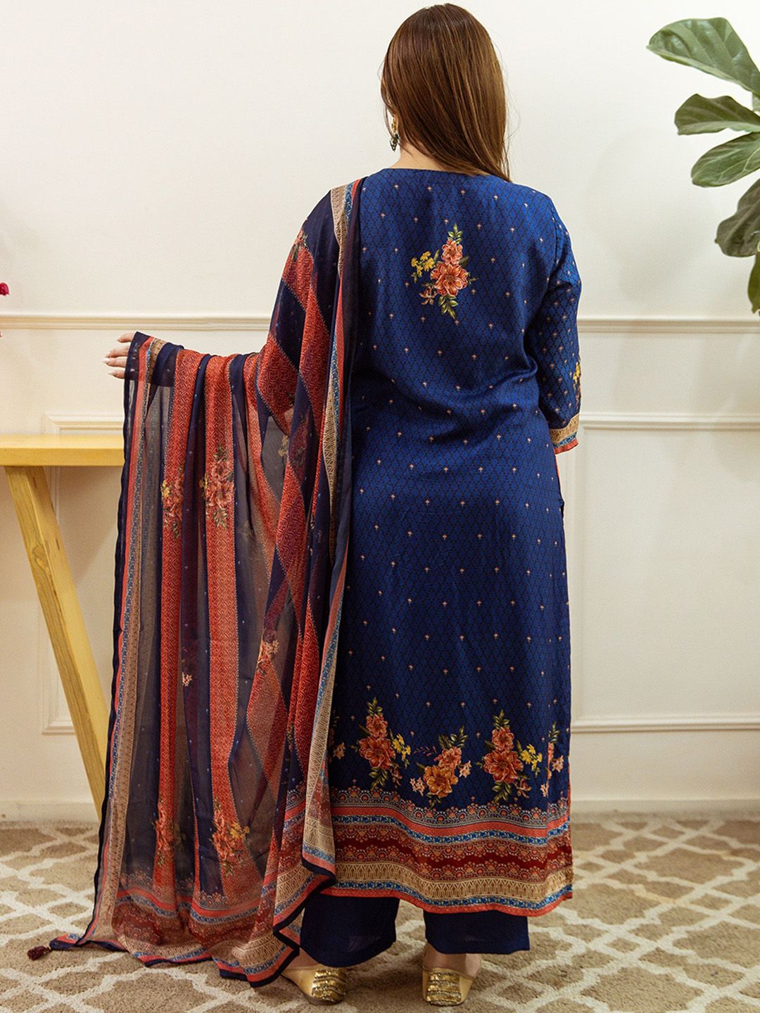 Dhiyona KL Women Ethnic Motifs Printed Regular Sequinned Kurta with Palazzos & With Dupatta