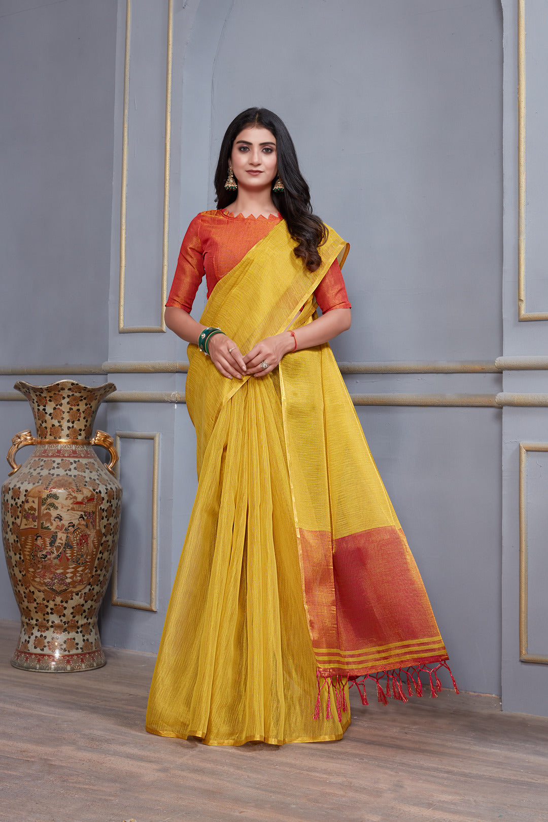 Dhiyona GR Women's Jheel Honey Gold & Red Zari Woven Design Linen Jacquard Saree