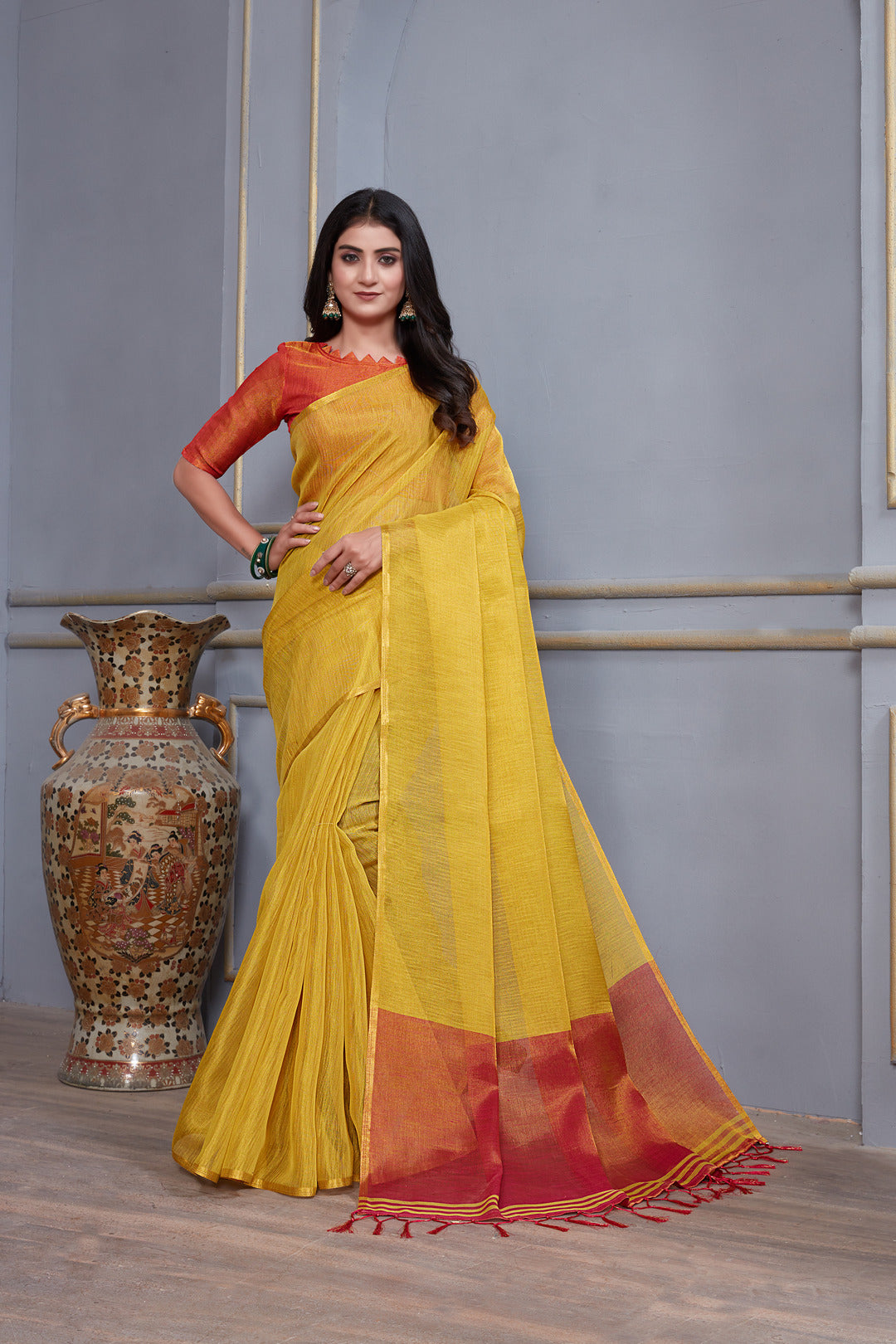 Dhiyona GR Women's Jheel Honey Gold & Red Zari Woven Design Linen Jacquard Saree