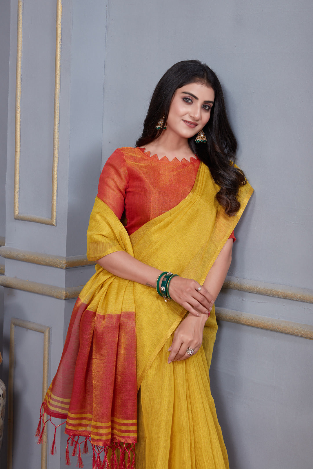 Dhiyona GR Women's Jheel Honey Gold & Red Zari Woven Design Linen Jacquard Saree