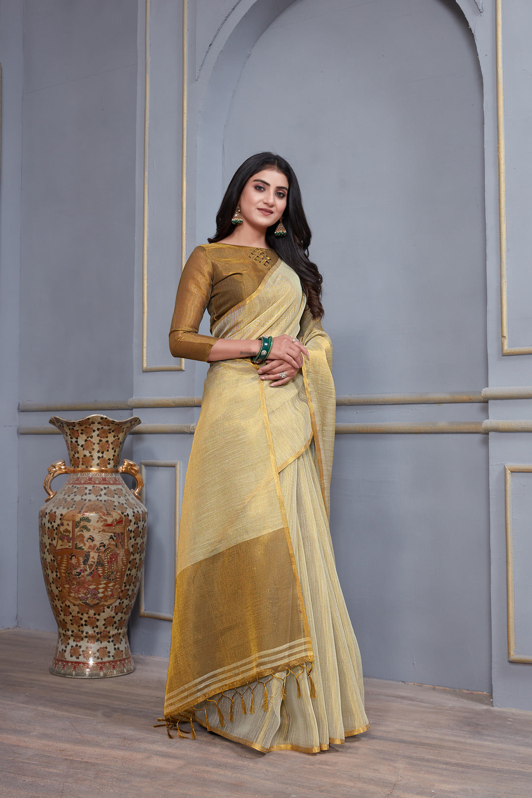 Dhiyona GR Women's Jheel Frost Grey & Gold Zari Woven Design Linen Jacquard Saree