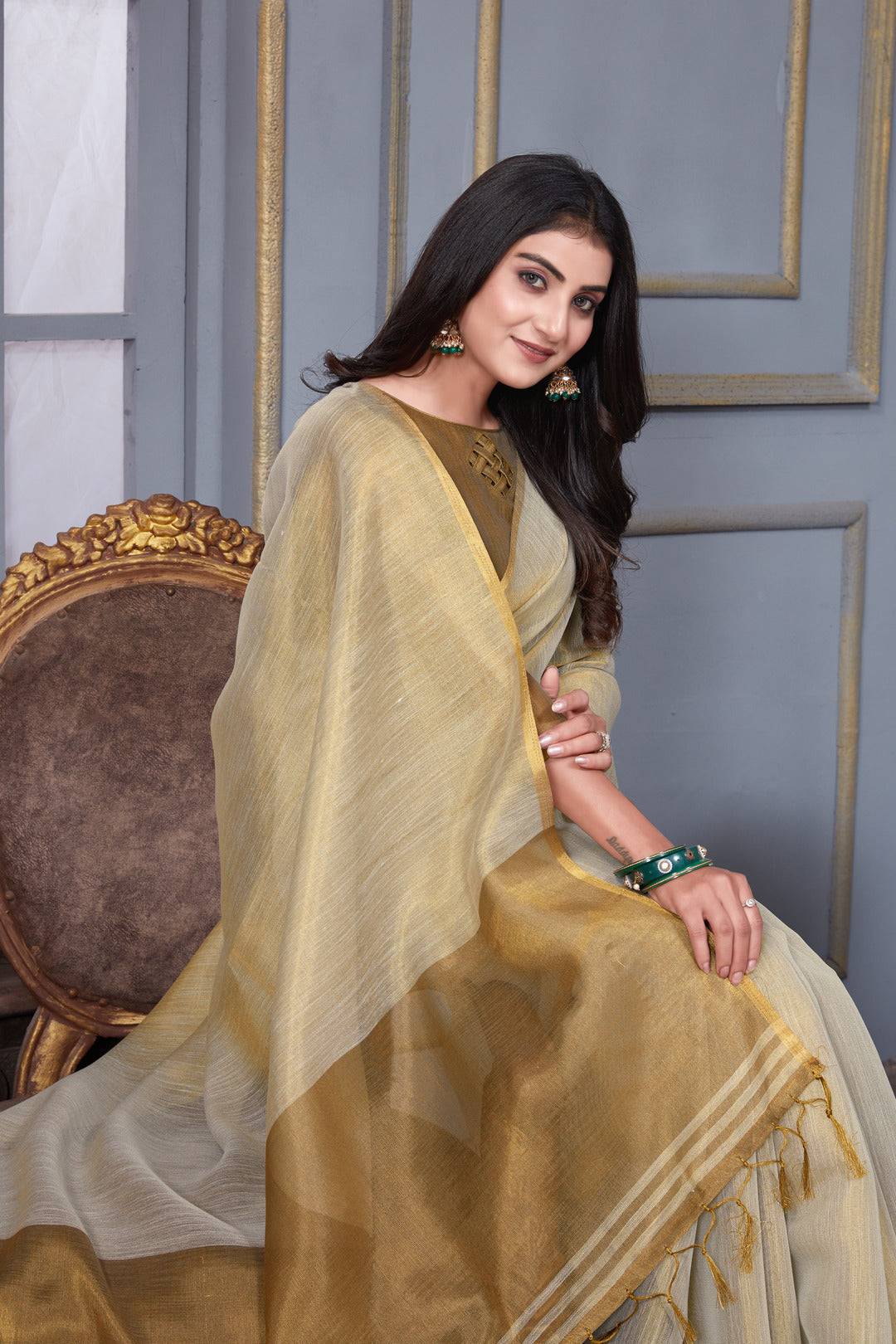 Dhiyona GR Women's Jheel Frost Grey & Gold Zari Woven Design Linen Jacquard Saree