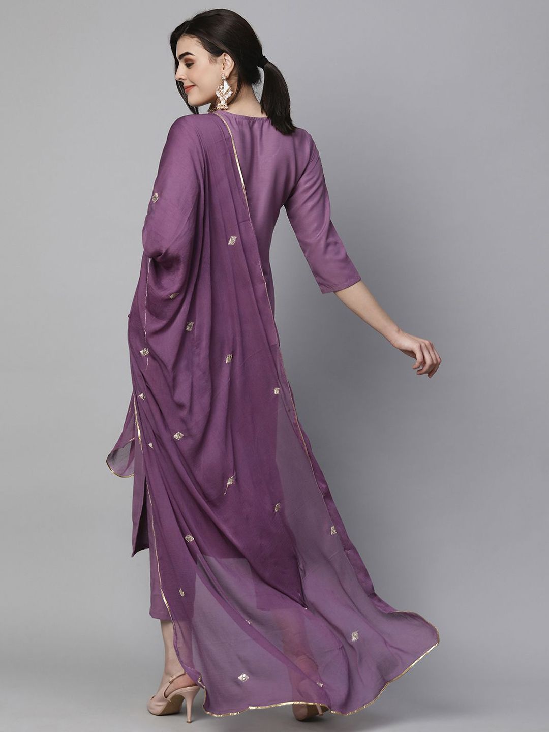 Dhiyona KL Women Ethnic Motifs Embroidered Regular Thread Work Kurta with Trousers & With Dupatta