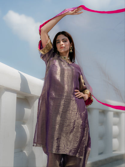 Dhiyona ST 3-Piece Suit Set – Purple Organza Kurta with Zari Sleeves & Dupatta with Pink Piping
