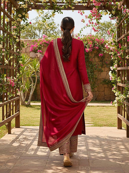 Dhiyona KL Floral Embroidered Round Neck Straight Kurta With Palazzos & Dupatta