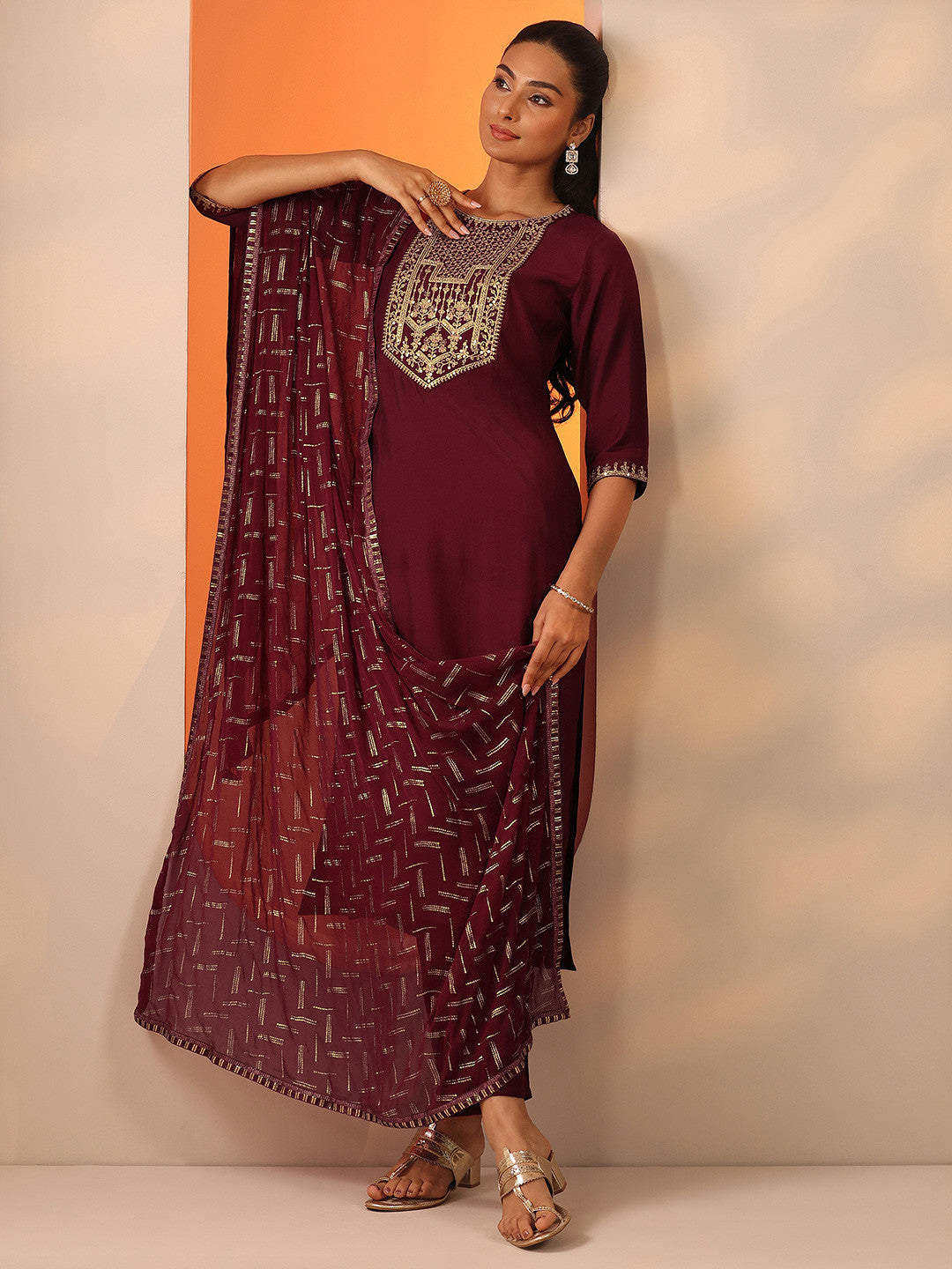 Women Ethnic Motif Embroidered Thread Work Kurta with Trousers & Dupatta