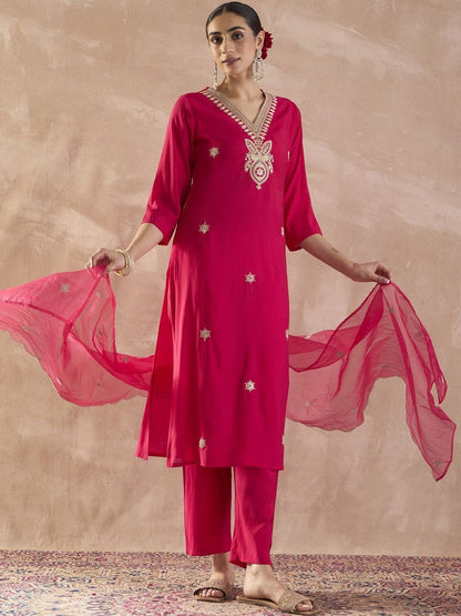 Ethnic Motifs Embroidered Thread Work Straight Kurta With Trousers & Dupatta