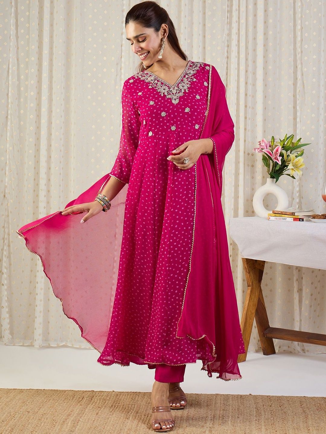 Ethnic Motifs Printed V-Neck Sequinned Georgette Kurta With Trousers & Dupatta