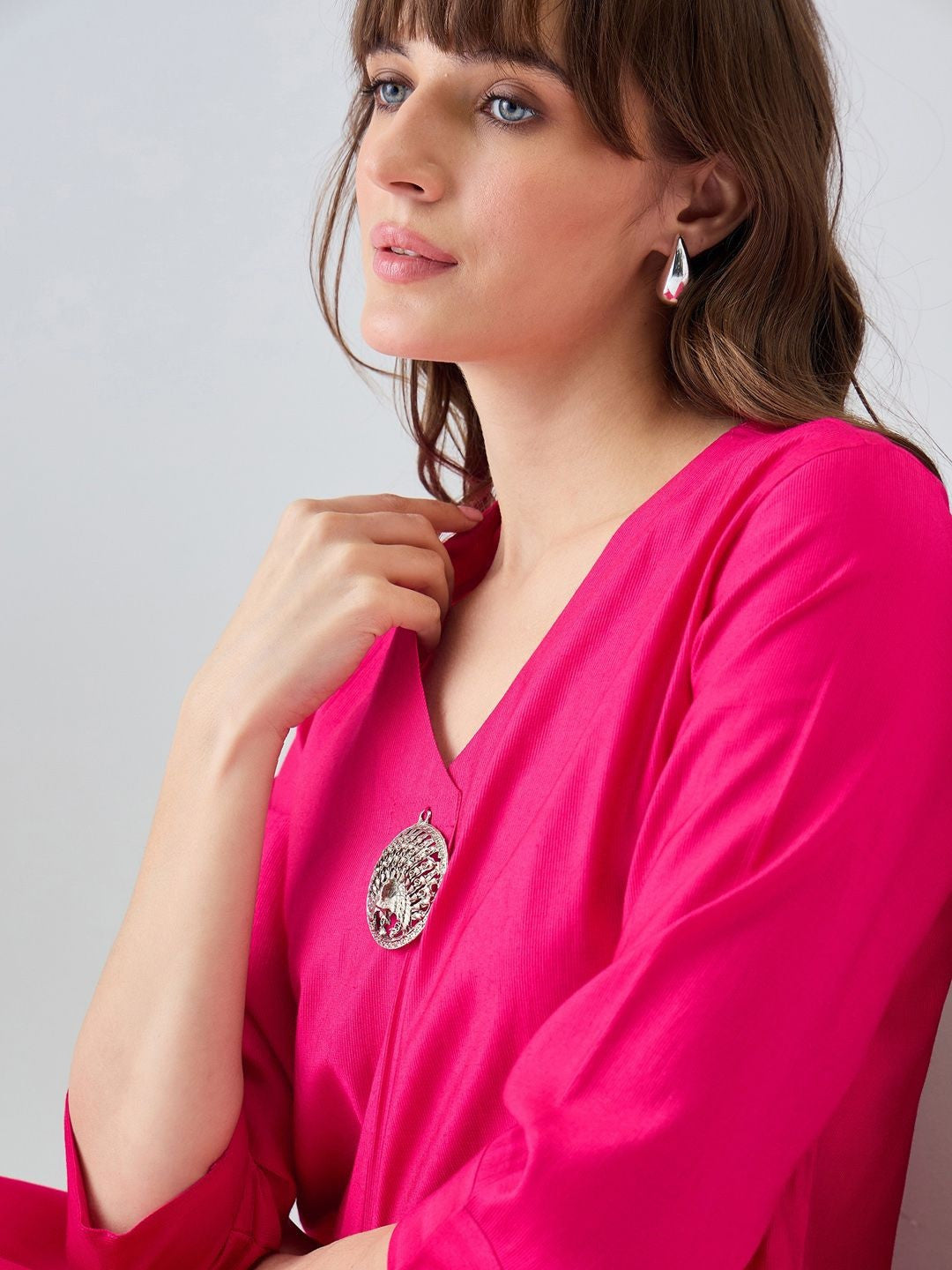 Women Regular Liva Kurta with Trousers