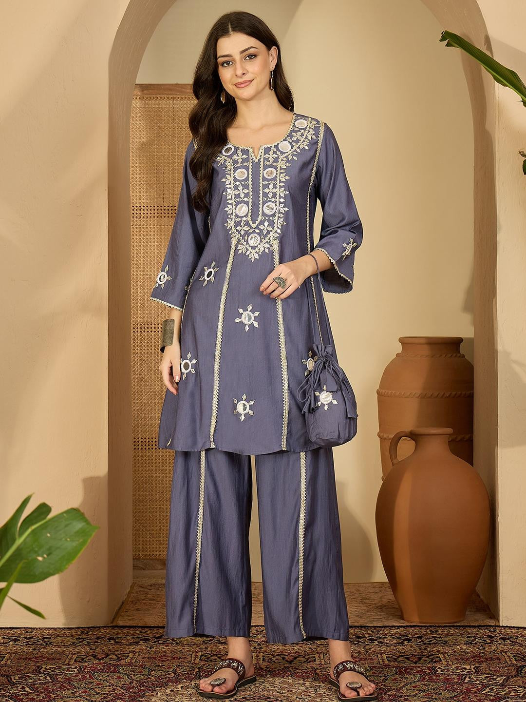 Women Purple Silk Blend Kurta Sets